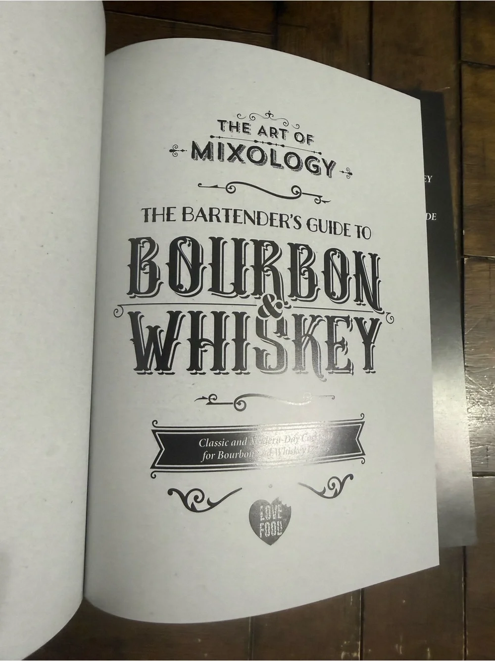 : Bourbon & Whiskey Guide - Black with Gold Accents